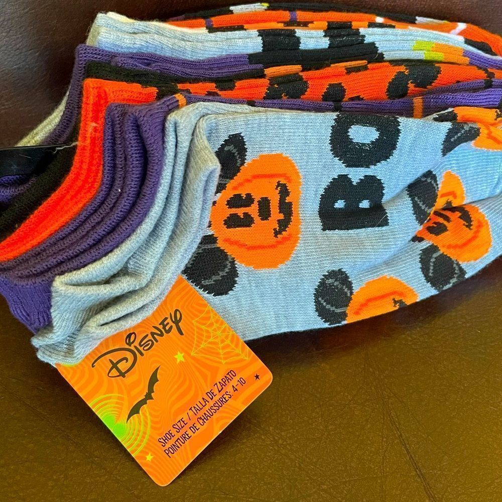 Disney 9-pr Halloween Adult Ankle Socks Variety Pack